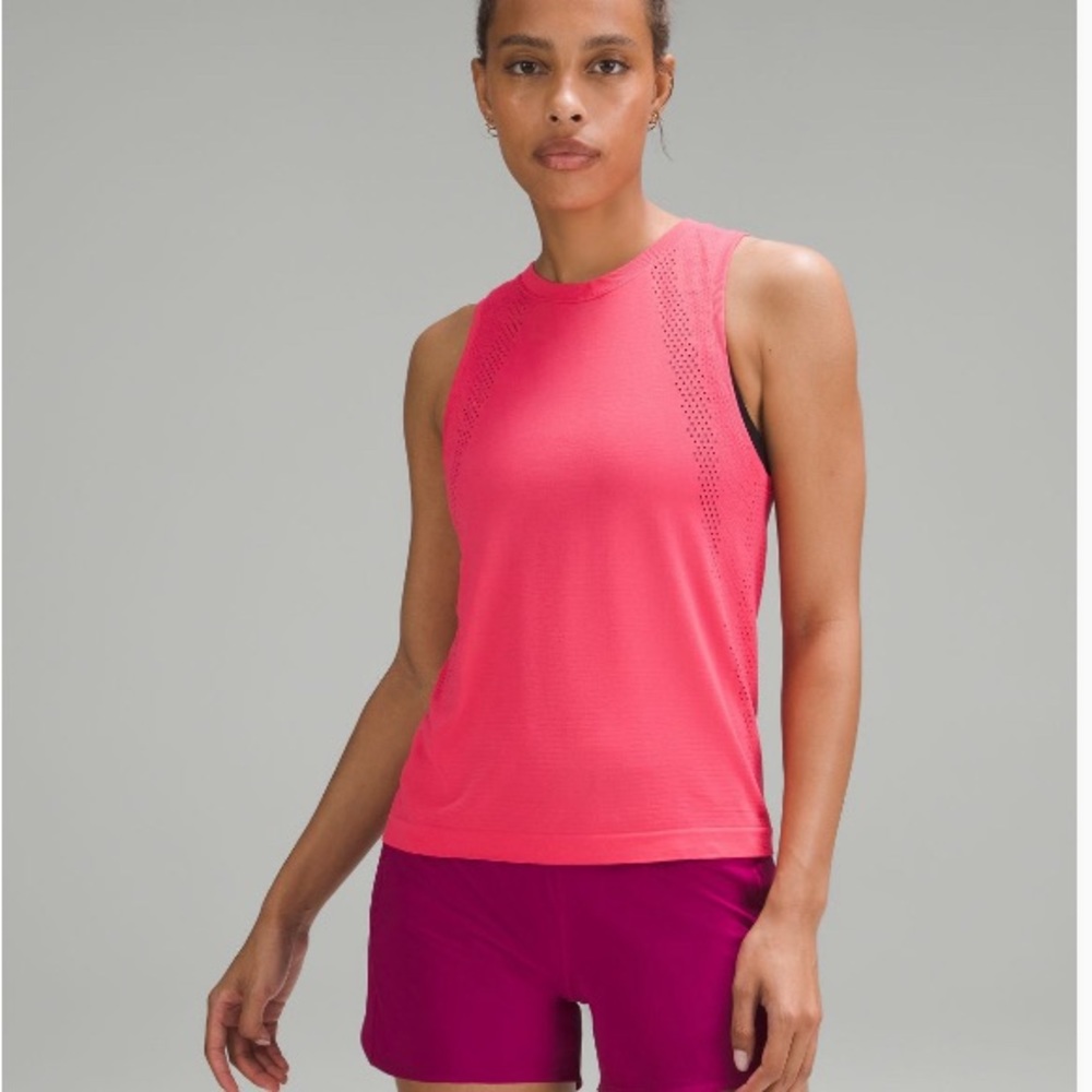 Lululemon train to be tank lipgloss pink